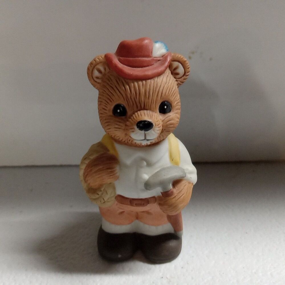 HOMCO Bear Swiss International Around The World #1406 2 3/4" x 1 1/4" x 1 1/2"